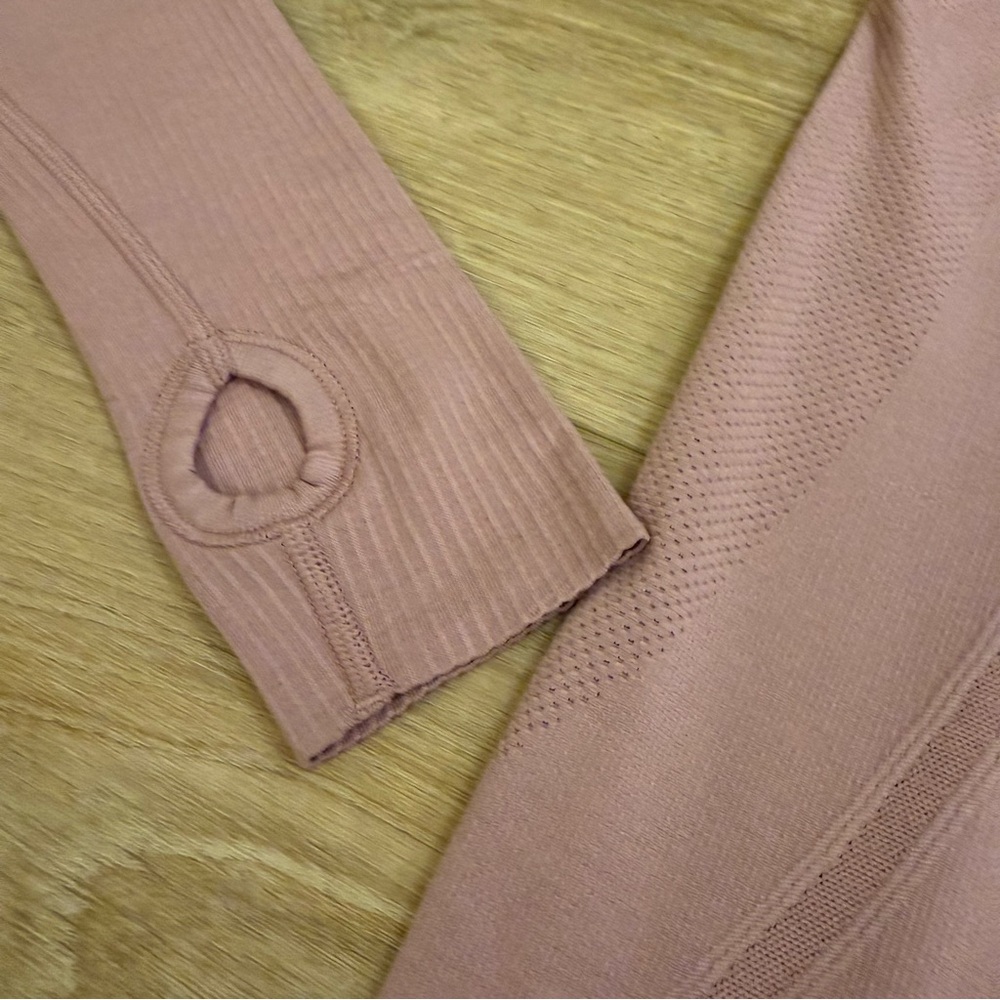 Lululemon Swiftly Tech Long Sleeve - Vintage Mauve- Pink - Size 6 - Excellent - Picture 9 of 11